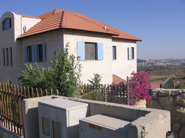 06_Abbo_house.jpg